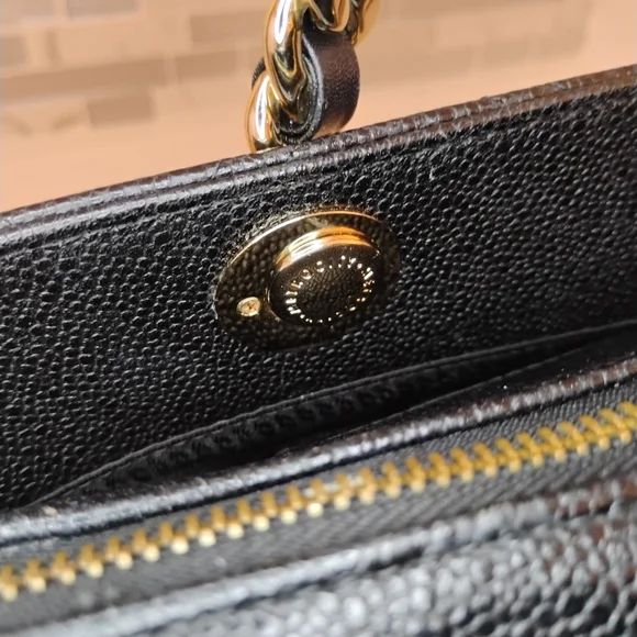 EUC MetroCity Quilted Caviar Leather Tote Bag with GHW - Picture 9 of 17